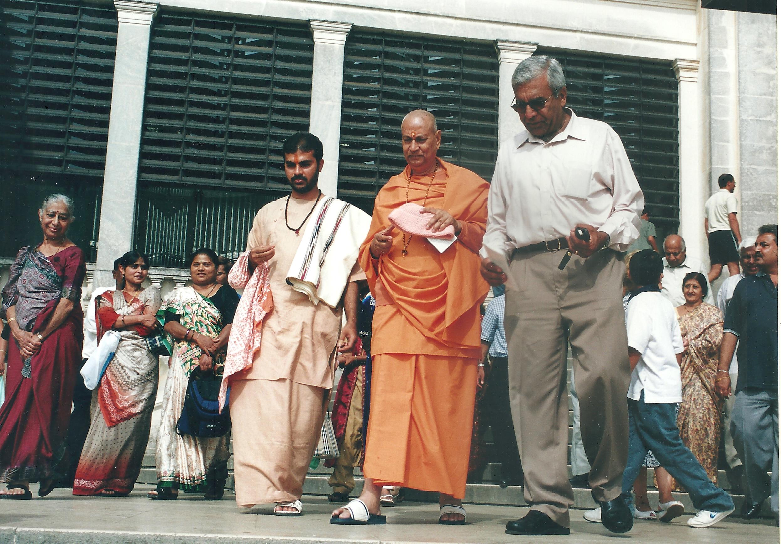 Historic Shiv Mandir Portugal community moment